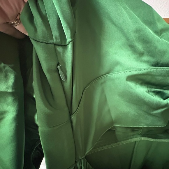 $795 NWT SACHIN & BABI Angelina Gown Emerald Green‎ Maxi Dress Slit V-Neck SZ 10 - Picture 10 of 10